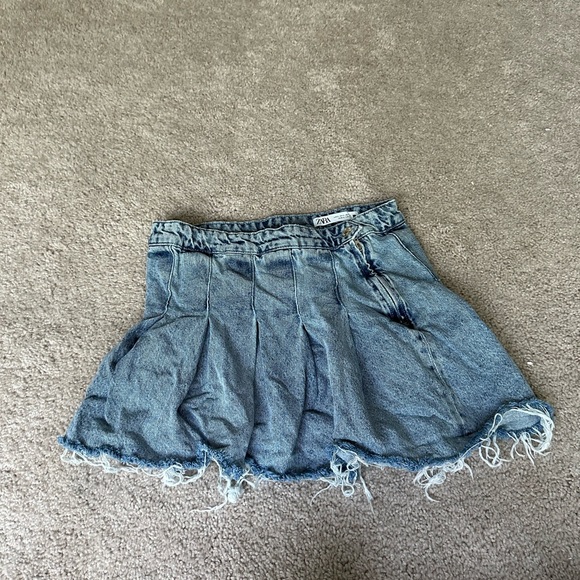 Zara Dresses & Skirts - Zara pleated Blue Denim mini Skirt
